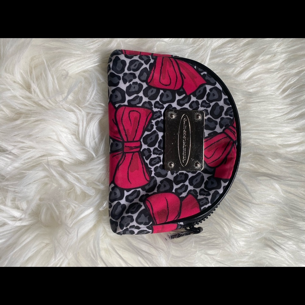 Small cosmetic bag